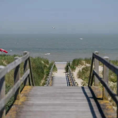 Beachfront Beauty *