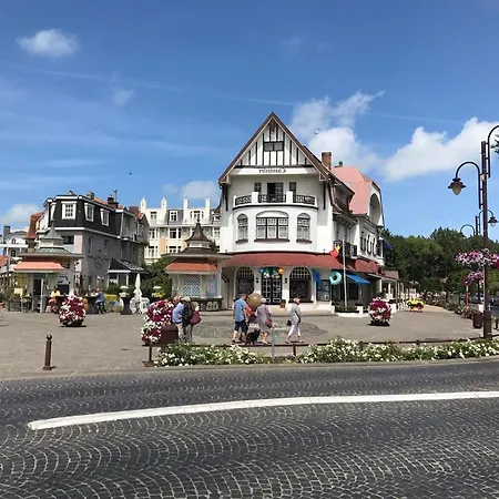 Beachfront Beauty *